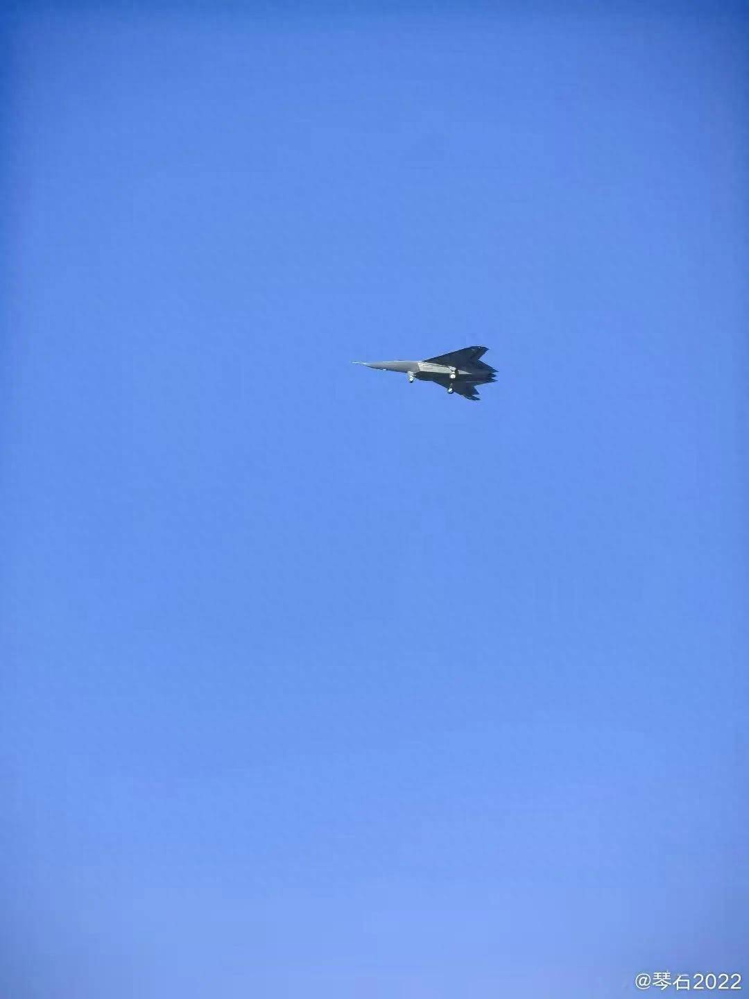 乌兹别克杯
_歼-50试飞新图再曝光！细节一览无余乌兹别克杯
，中国六代舰载机有戏了？