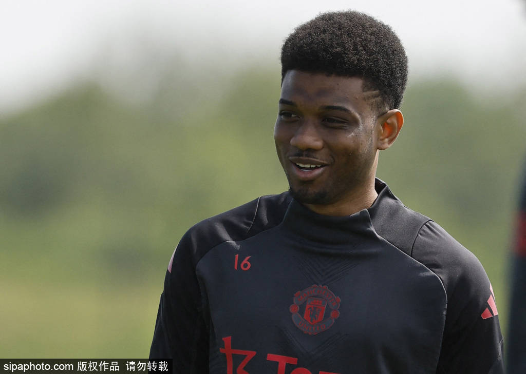 皇冠信用网代理_曼联惊天豪购？曝红魔欲签皇马王牌贝林厄姆皇冠信用网代理，他=新基恩+罗布森合体！