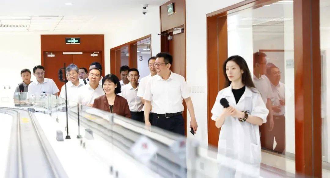 皇冠信用網会员注册网址_兰州交通大学党委副书记、常务副校长聂磊到访中国通号