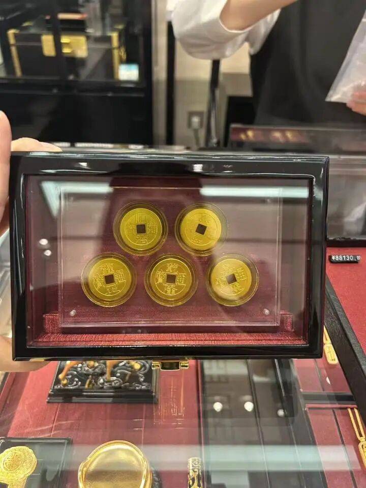 玻利维亚职业联赛_最高1克涨了525元玻利维亚职业联赛!又一黄金珠宝品牌宣布全线涨价