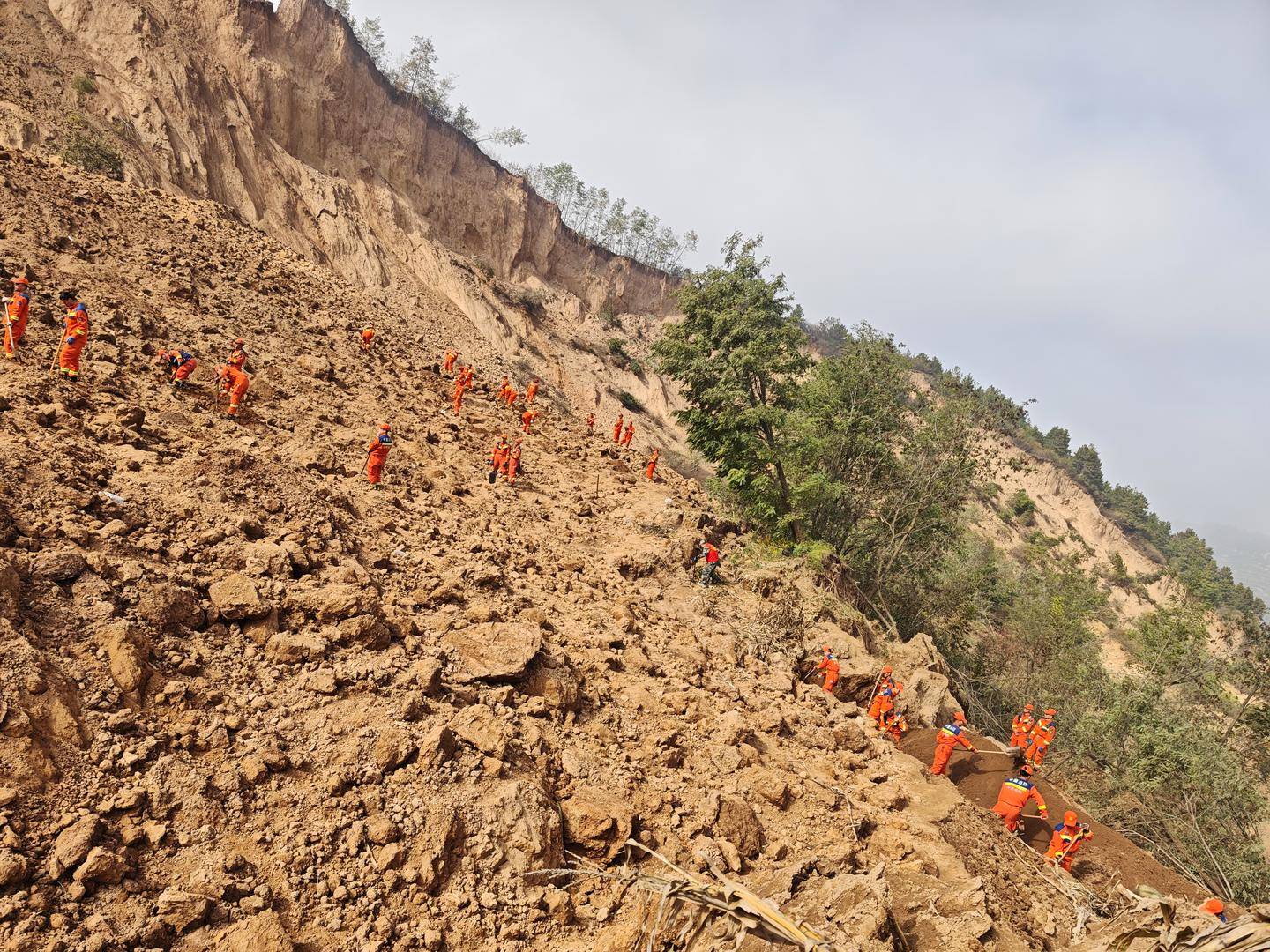 罗瑟汉姆 vs 保顿艾尔宾
_农妇收玉米遇山体垮塌失联 当地搜救8天后停止 家属：在家中举办罗瑟汉姆 vs 保顿艾尔宾
了告别仪式