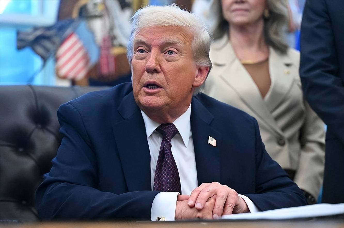 皇冠信用網网址
_美国拦不住了!登上访华专机前皇冠信用網网址
,当着全世界的面,马克龙做了一个大胆决定,日本加拿大急得跳脚?