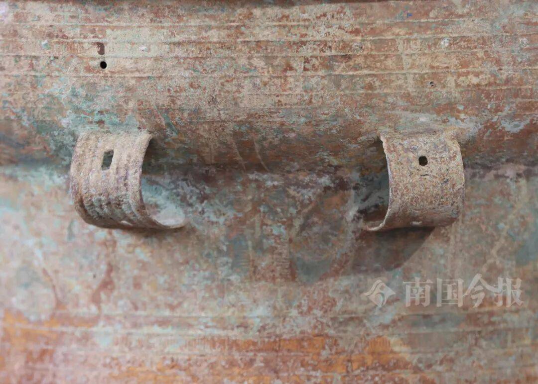 皇冠信用登2代理
_柳州钓鱼阿叔竹林挖蚯蚓皇冠信用登2代理
，竟挖出千年前的“大宝贝”！