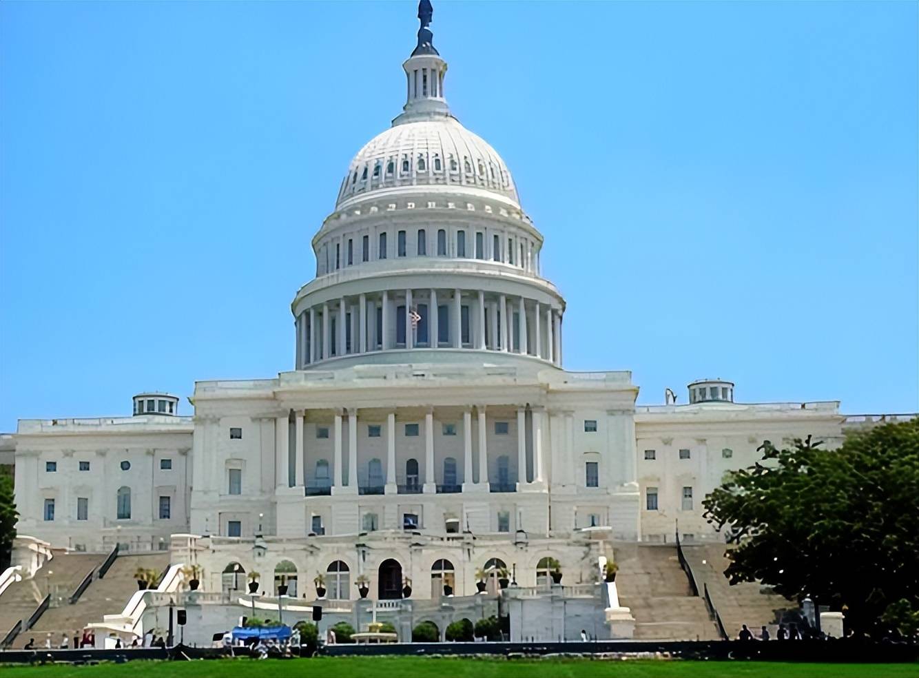 曼彻斯特联足球_结束了！泽连斯基发表全国讲话曼彻斯特联足球，乌克兰人狂欢：终于不用提心吊胆，对外释放信号非同寻常