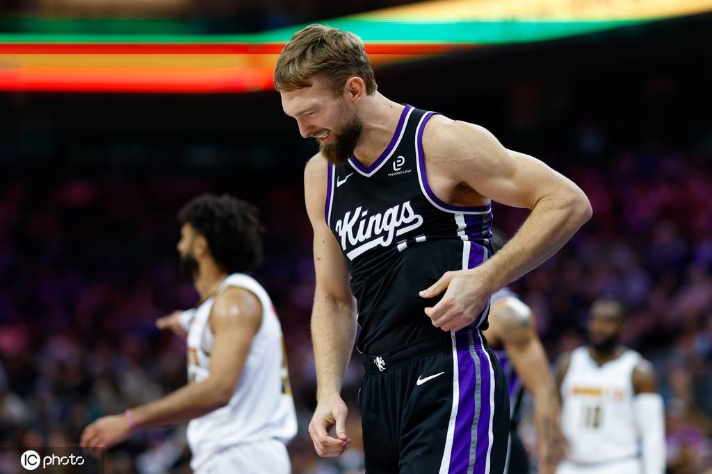 皇冠足球平台代理
_威少或将再次失业皇冠足球平台代理
!国王启动清仓大甩卖 这次会选择CBA吗?