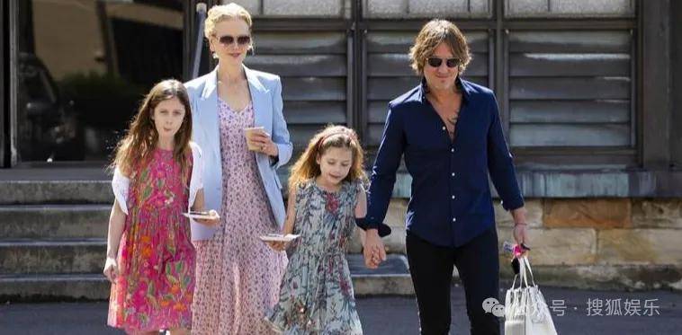 皇冠足球平台申请_终究还是离婚了皇冠足球平台申请！这样的结果已经算体面了吧！